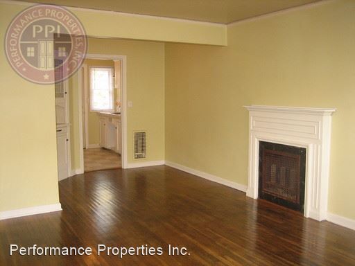 Building Photo - 426 NE Prescott St