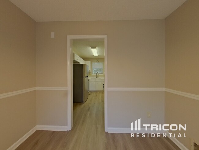 Foto del edificio - 6300 Holborne Ln