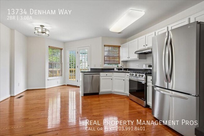 Foto del edificio - 13734 Denham Way