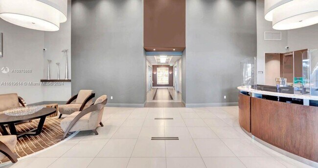 Foto del edificio - 2525 SW 3rd Ave