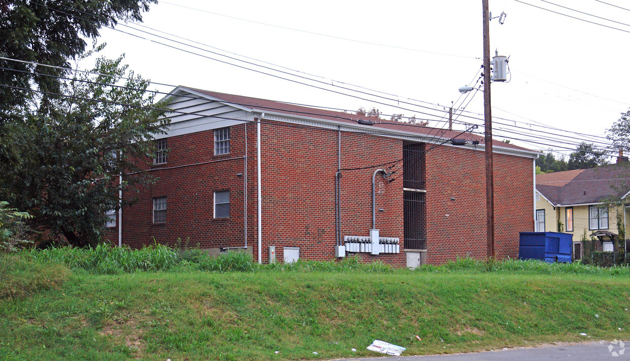 Building Photo - 315 N Castle St