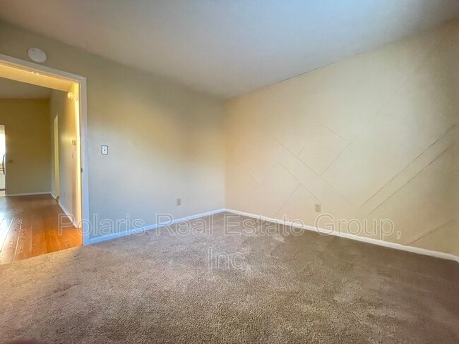 Foto del edificio - 978 Spring Meadow Dr