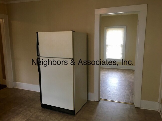 Foto del edificio - 604 E Church St