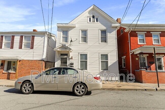 Foto del edificio - 721 2nd St
