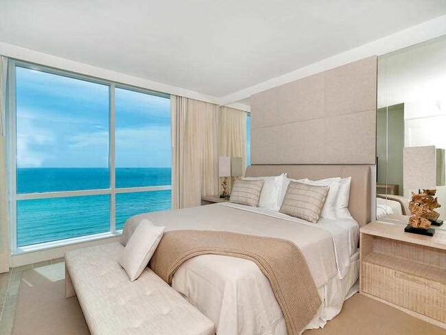 Building Photo - 2399 Collins Ave