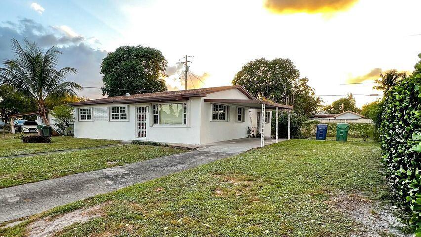 Primary Photo - 18712 NW 42nd Ct