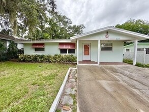 Building Photo - 635 1st Ave N
