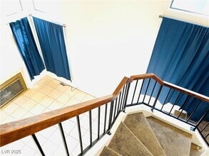 Building Photo - 3217 Opera Dr
