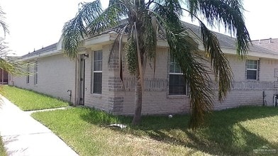 Building Photo - 1413 Nassau St