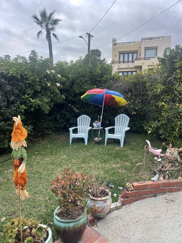 Primary Photo - 1034 Avenue A