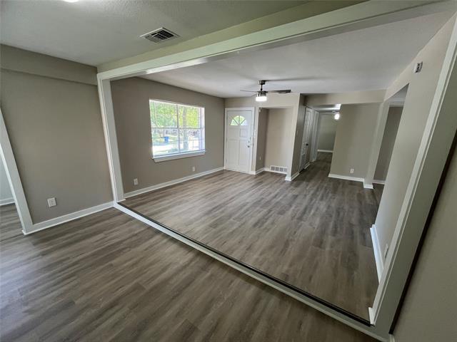 Foto del edificio - 1220 Greenbrier Dr
