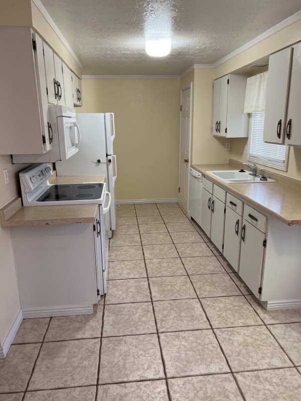 Building Photo - 945 S 660 W