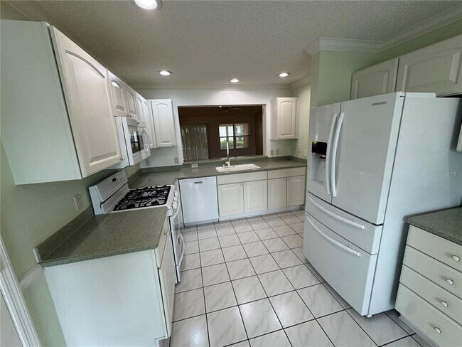 Foto del edificio - 3056 St Thomas Ln