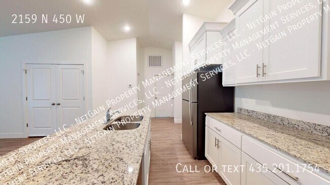 Building Photo - 2159 N 450 W
