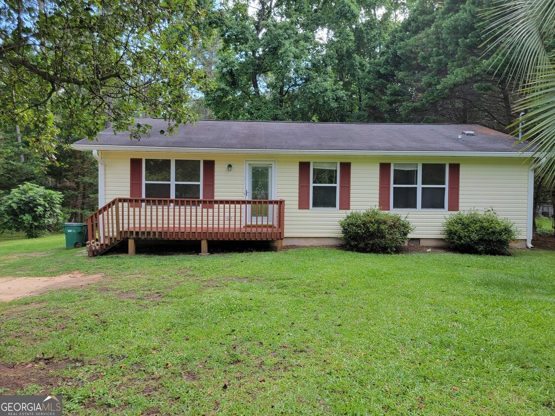 Primary Photo - 104 Denhaven Dr