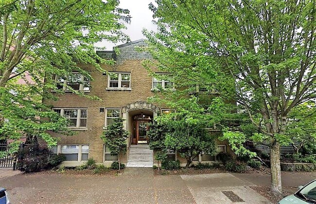 Stately front of the Malabar House - 415 10th Ave E
