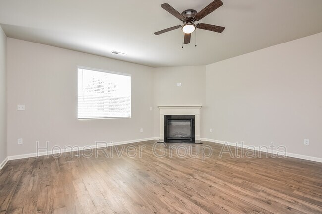 Building Photo - 3608 River Rock Rd