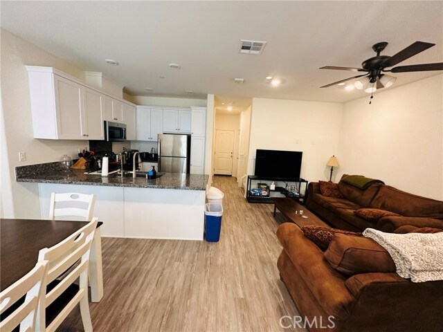 Foto del edificio - 24120 Dolcetto Ave