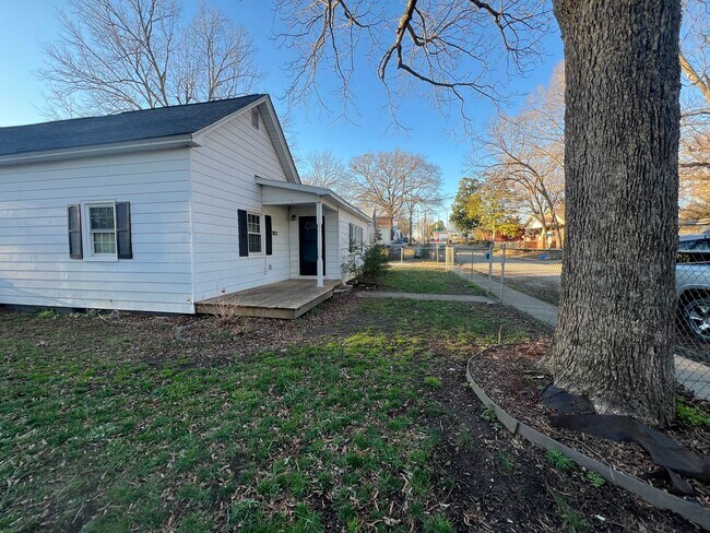 Foto del edificio - Cozy 2-Bedroom Home for Rent in Gaffney, SC