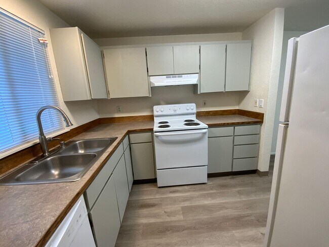 Foto del edificio - 4903 88th Street NE