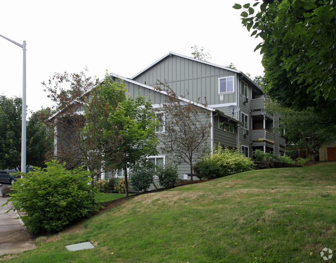 Building Photo - 1781 NE 27th Ter