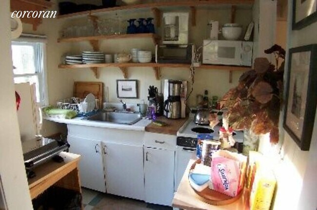 Building Photo - 14 Indian Rd