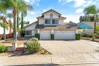 Building Photo - 16516 Nectarine Way