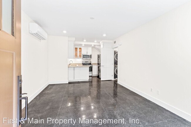 Building Photo - 1 br, 1 bath House - 2230A  Georgia Street