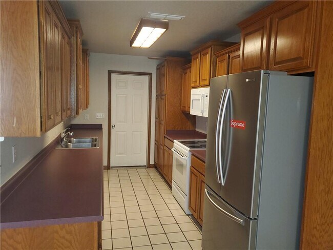 Building Photo - 2953 E Sterling Ct