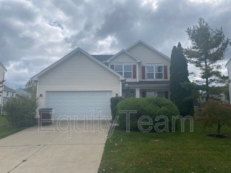 Foto principal - 6591 Falling Leaves Ct