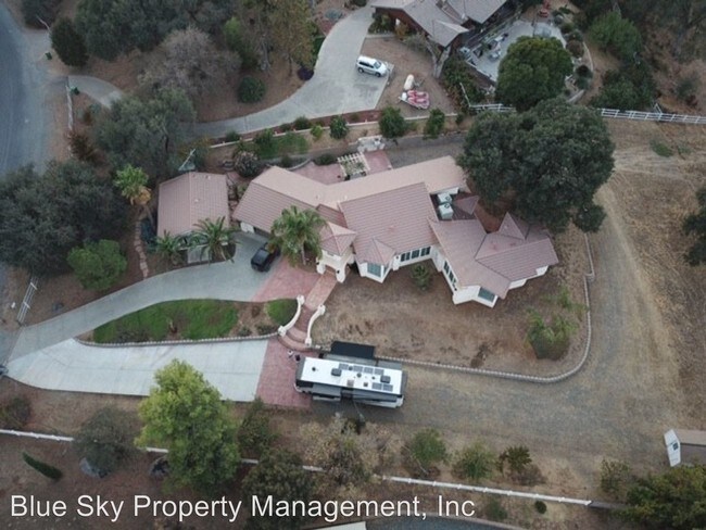 Foto del edificio - 3 br, 2.5 bath House - 16220 Mustang Dr