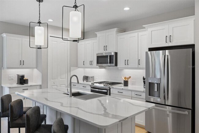 Building Photo - 12673 Palatka Dr