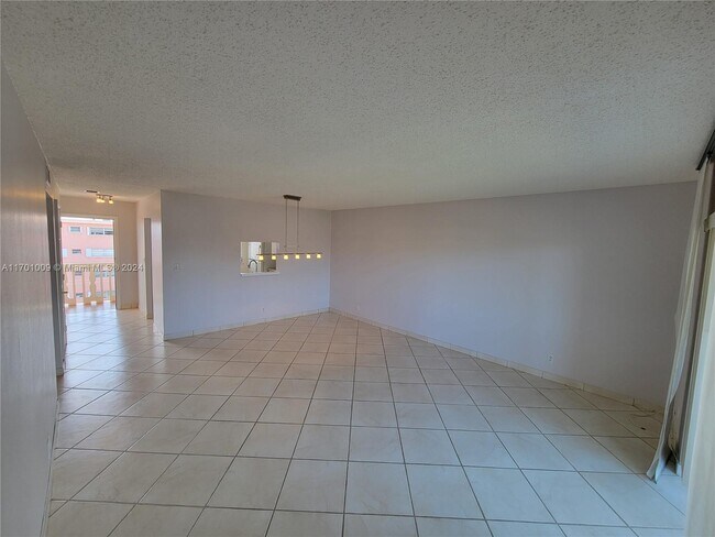 Foto del edificio - 218 NE 12th Ave