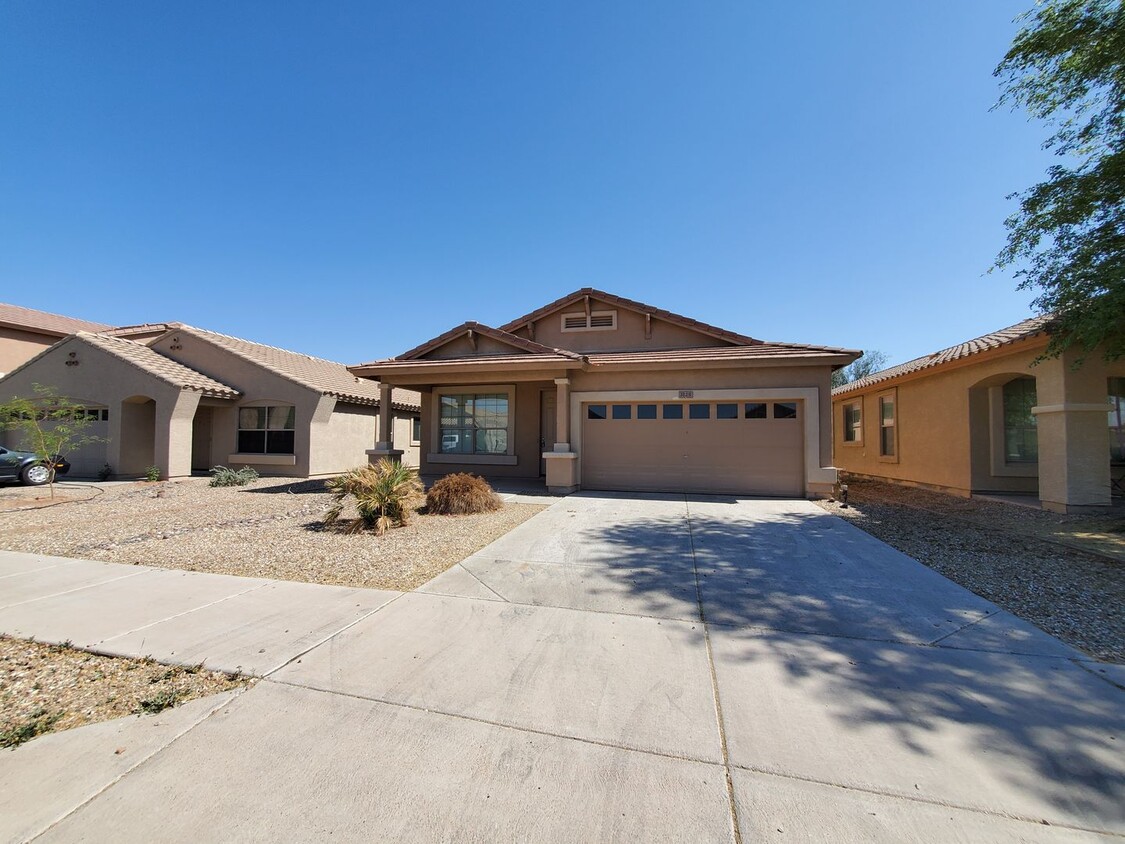 Foto principal - LAVEEN VILLAGE BEAUTIFUL 3 BEDROOMS PLUS D...