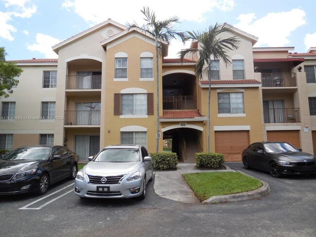 Building Photo - 4211 San Marino Blvd