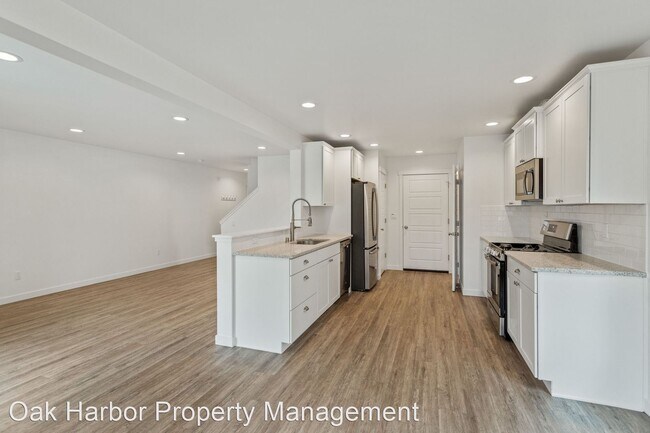 Foto del edificio - 3 br, 2.5 bath House - 1715 NW 5th Ave