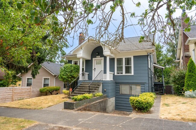 Foto del edificio - 4Bd/1.5Ba Seattle House