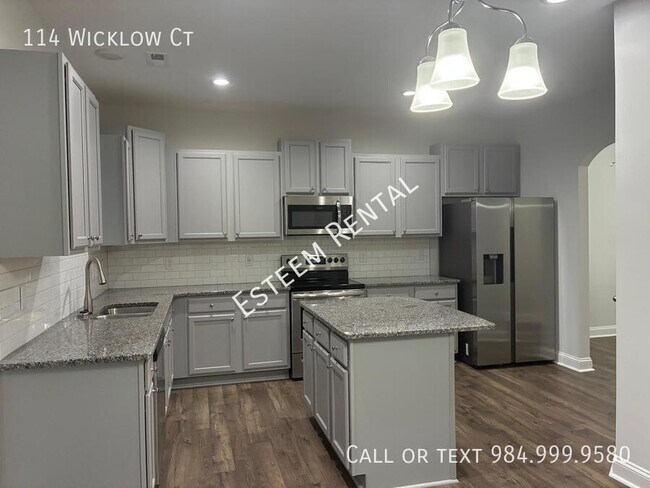 Building Photo - 114 Wicklow Ct