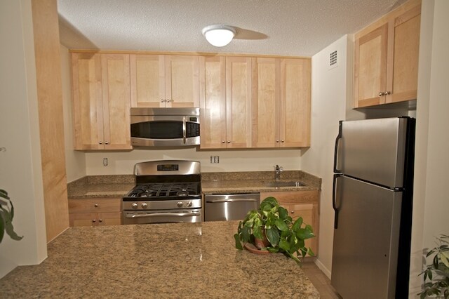 Waterside Plaza Apartments For Rent Waterside Plaza Apartments For Rent