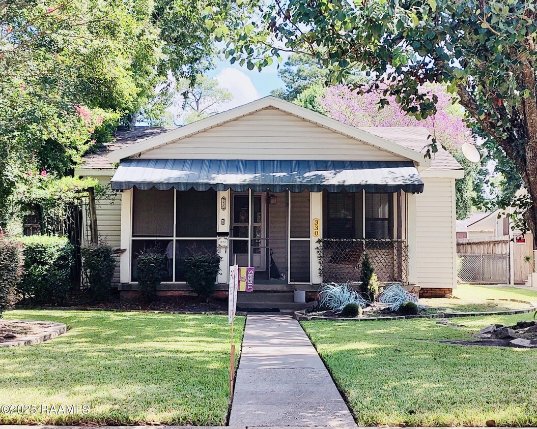 Primary Photo - 330 St Joseph St
