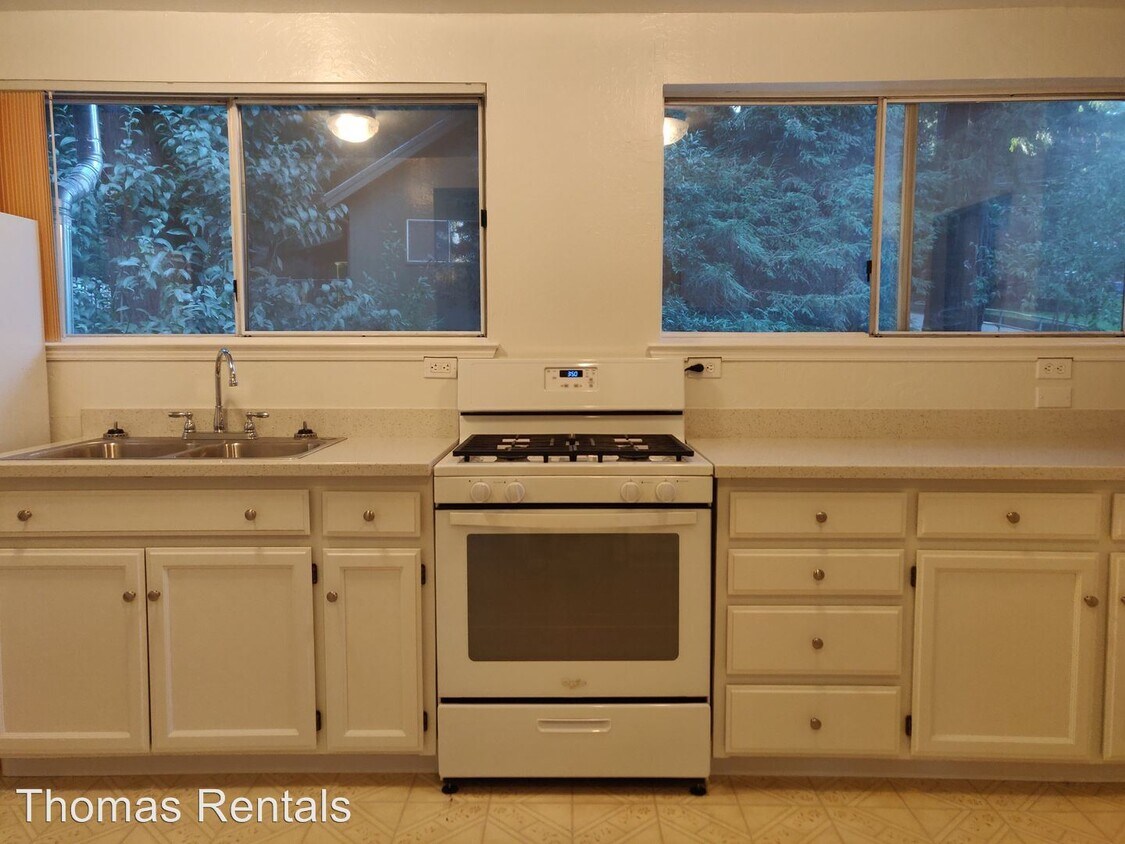 Foto principal - 105 Hillside Ave