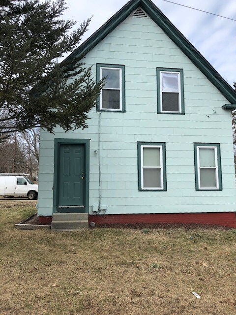 Primary Photo - 133 Spruce St