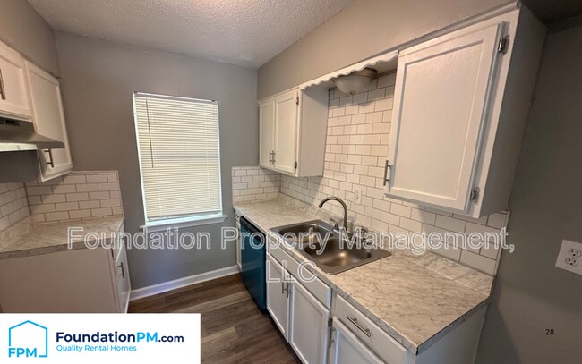 Building Photo - 3703 Wolf Trail Dr