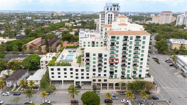 Foto del edificio - 1300 Ponce de Leon Blvd