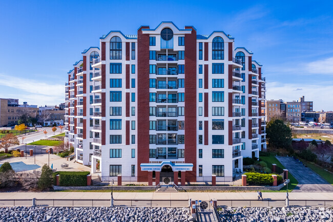 Foto del edificio - Lakeshore Towers