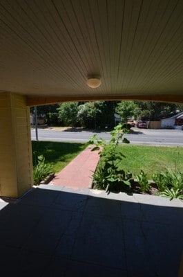 Building Photo - 1146 Warner St