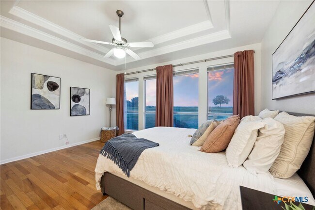 Foto del edificio - 120 Seth Raynor Pl