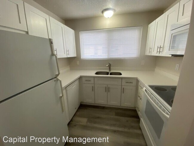 Building Photo - 2 br, 1.5 bath House - 250 E Winslow Ave #4D