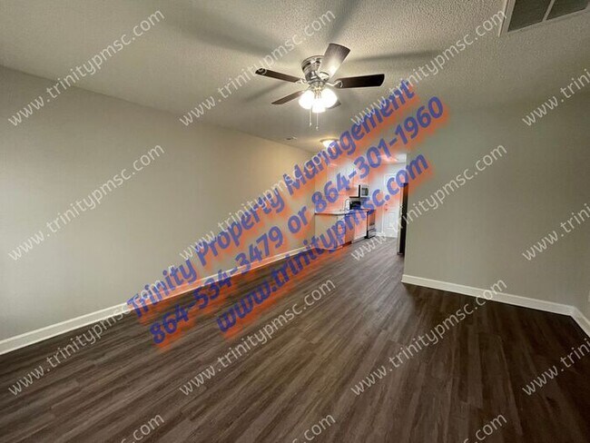 Building Photo - Brand new upfit throughout! Must see!