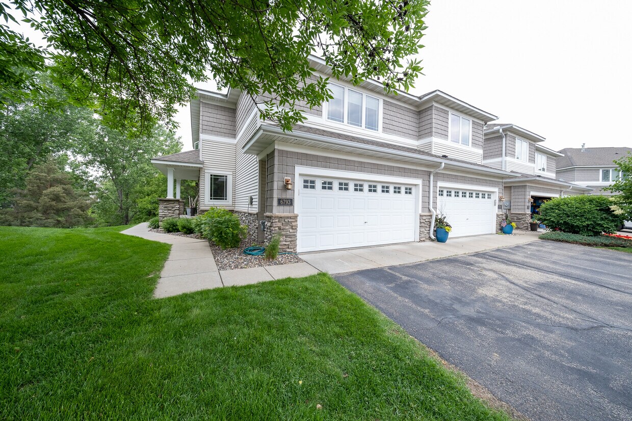 Foto principal - 6793 158th St W